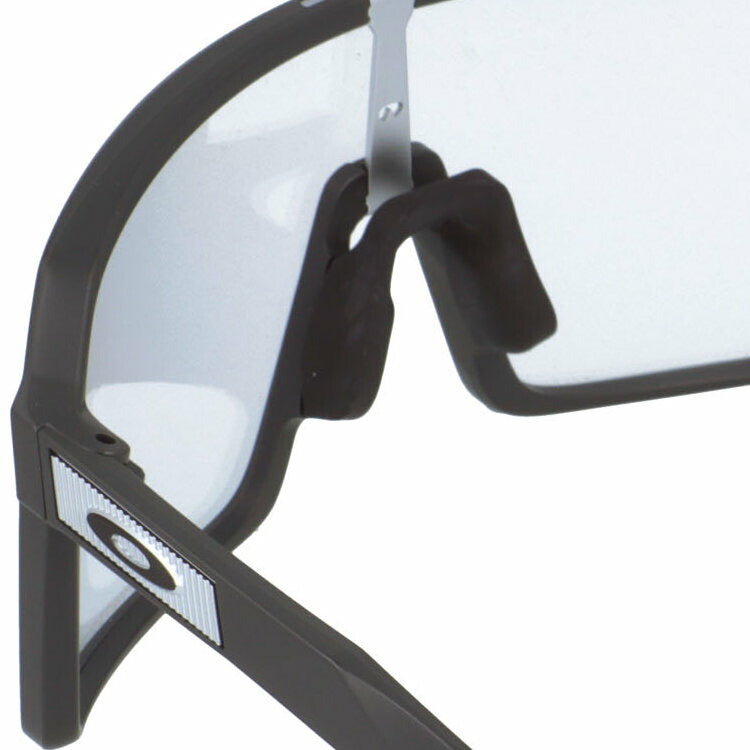オークリー サングラス スートロエー 調光サングラス プリズム アジアンフィット(フレキシブルノーズパッド) OAKLEY SUTRO (A) OO9406A-3337 137サイズ スポーツ型 紫外線で色が変わる フォトクロミック ユニセックス メンズ レディース ローブリッジ