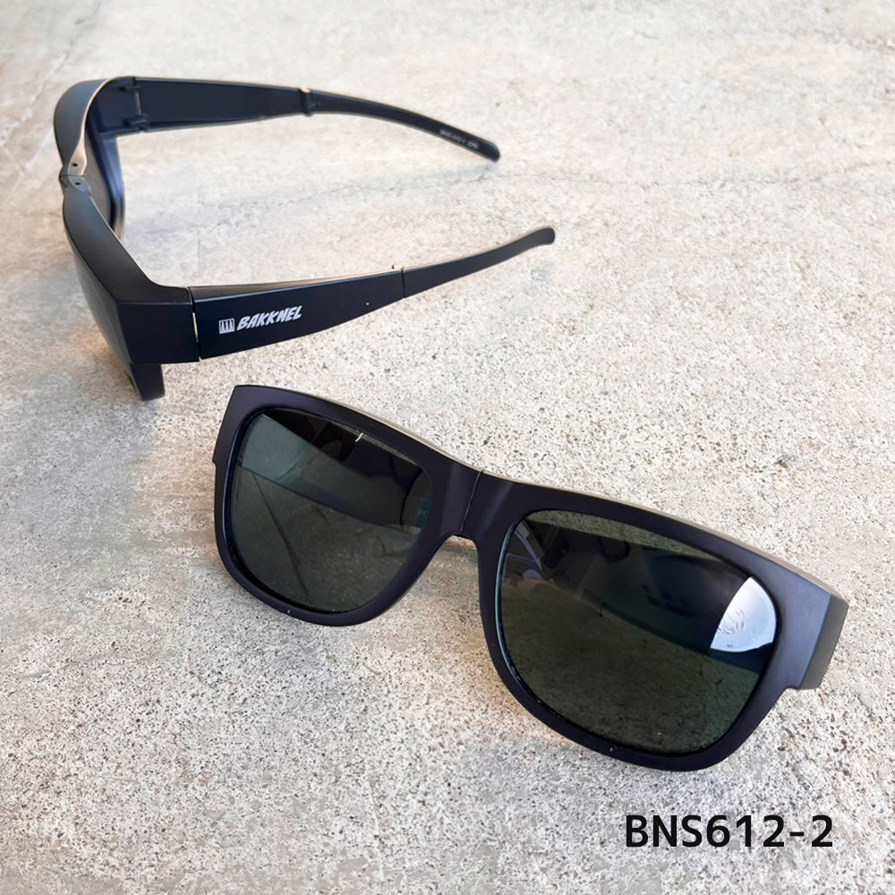 バクネル 偏光サングラス アジアンフィット BAKKNEL BNS612 全2カラー 57サイズ ウェリントン型 折り畳み フォールディング ポラライズド コンパクト ユニセックス メンズ レディース