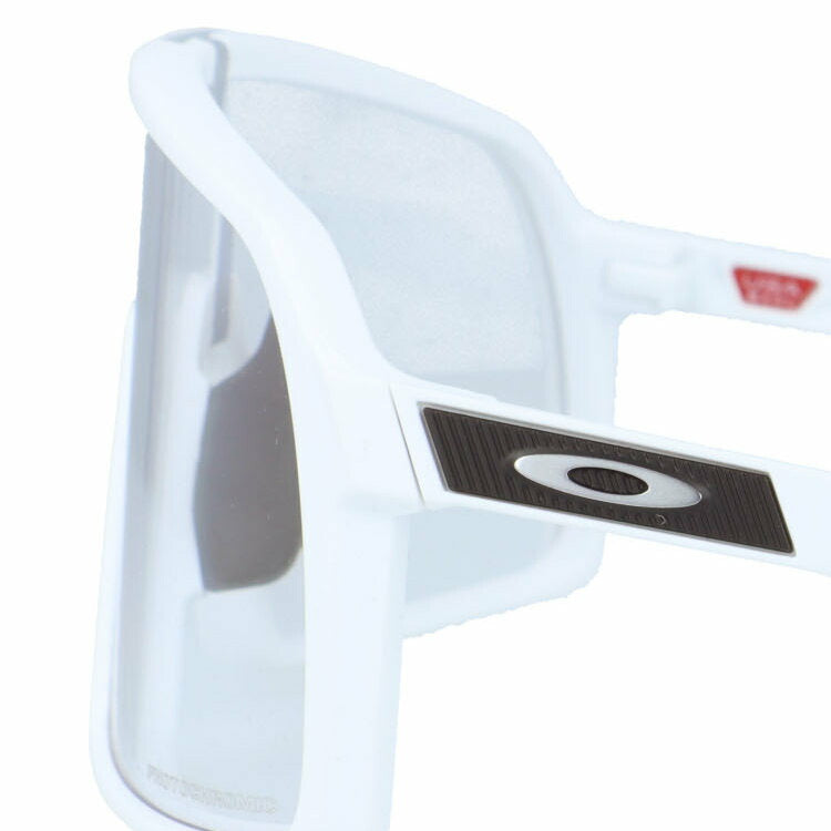 オークリー サングラス スートロエー 調光サングラス プリズム アジアンフィット（フレキシブルノーズパッド） OAKLEY SUTRO (A) OO9406A-3437 137サイズ スポーツ型 紫外線で色が変わる フォトクロミック ユニセックス メンズ レディース ローブリッジ