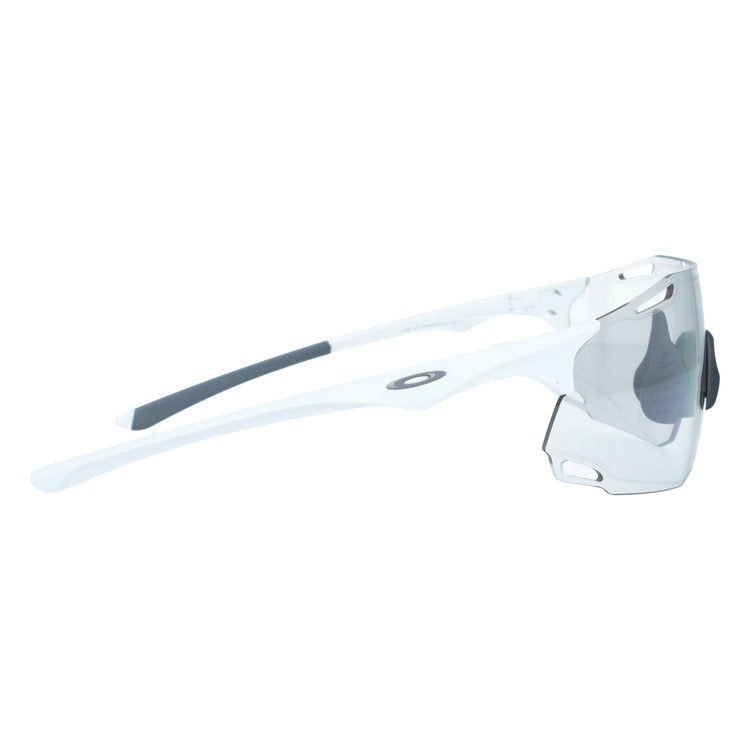 オークリー サングラス サイバーダイノ 調光サングラス ローブリッジフィット OAKLEY CYBR DYNO OO9513D-0139 139サイズ スポーツ型 アジアンフィット 紫外線で色が変わる フォトクロミック ユニセックス メンズ レディース